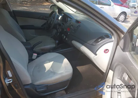 2010 Kia Forte Ex z USA, uszkodzony, nr VIN KNAFU4A22A5280429